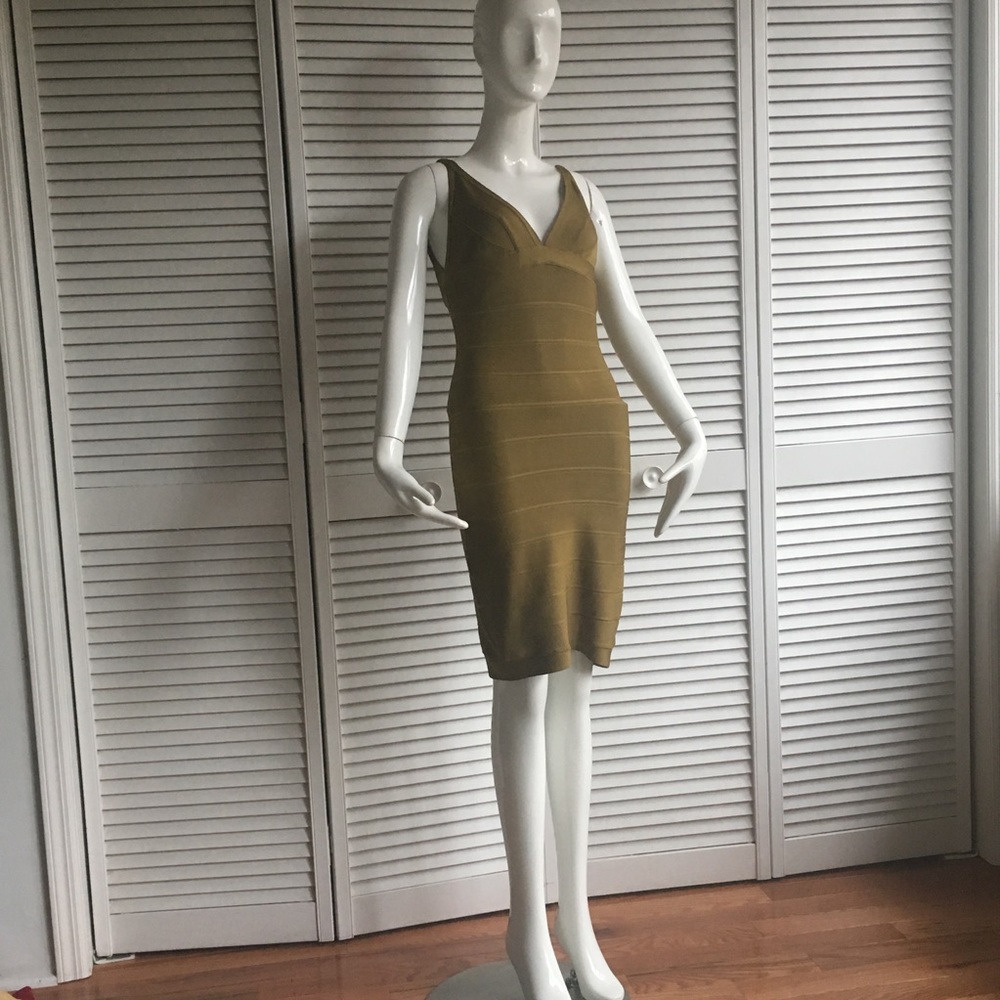 Herve Leger Dress V in Ochre sz S